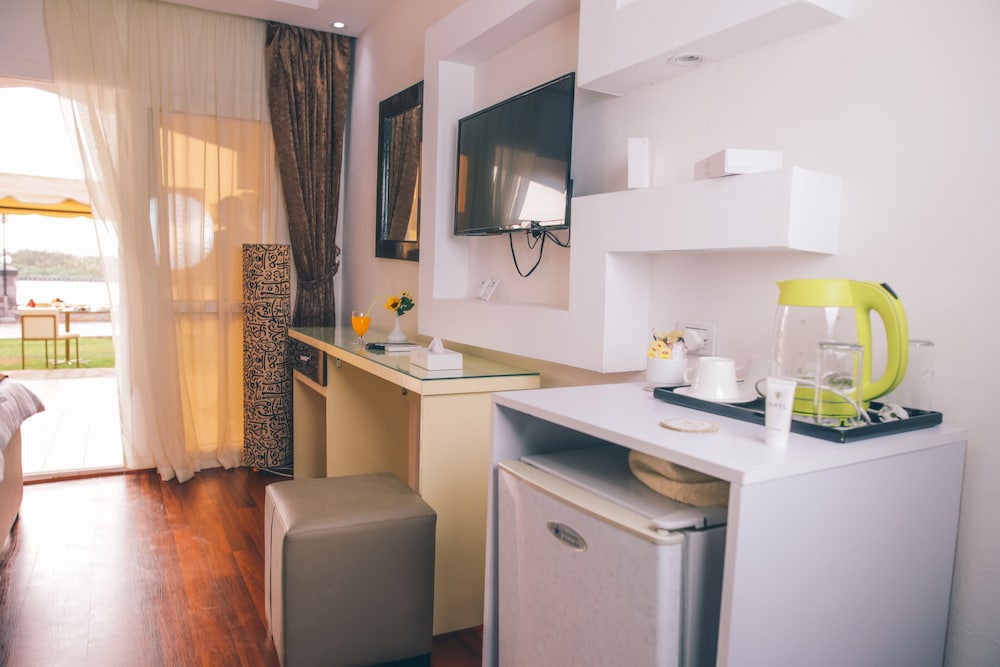 Jewel Maadi Cabins and Club 50/50