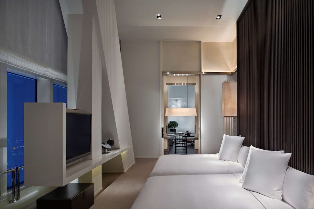 Park Hyatt Shanghai 7/68