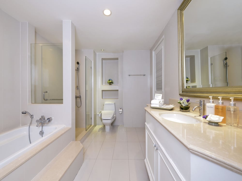 Centre Point Plus Hotel Silom 76/76