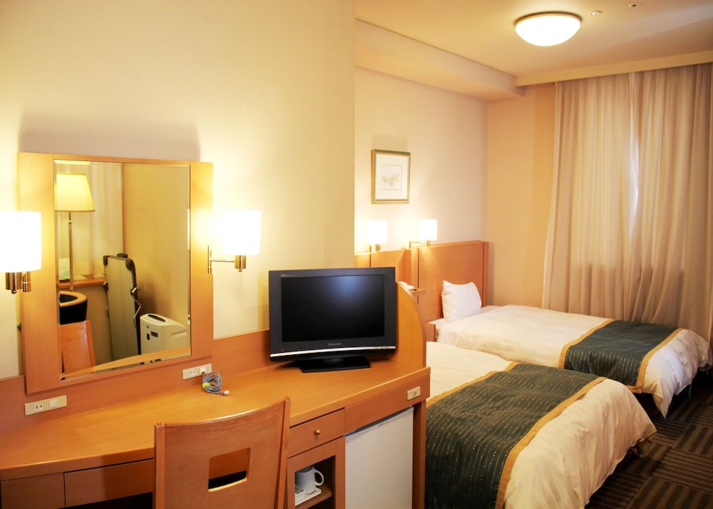 Yamagata Eki Nishiguchi Washington Hotel 30/35