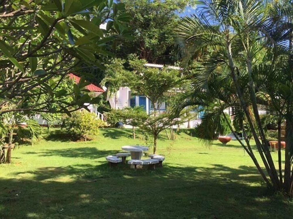Mountain Beach Resort 14/22