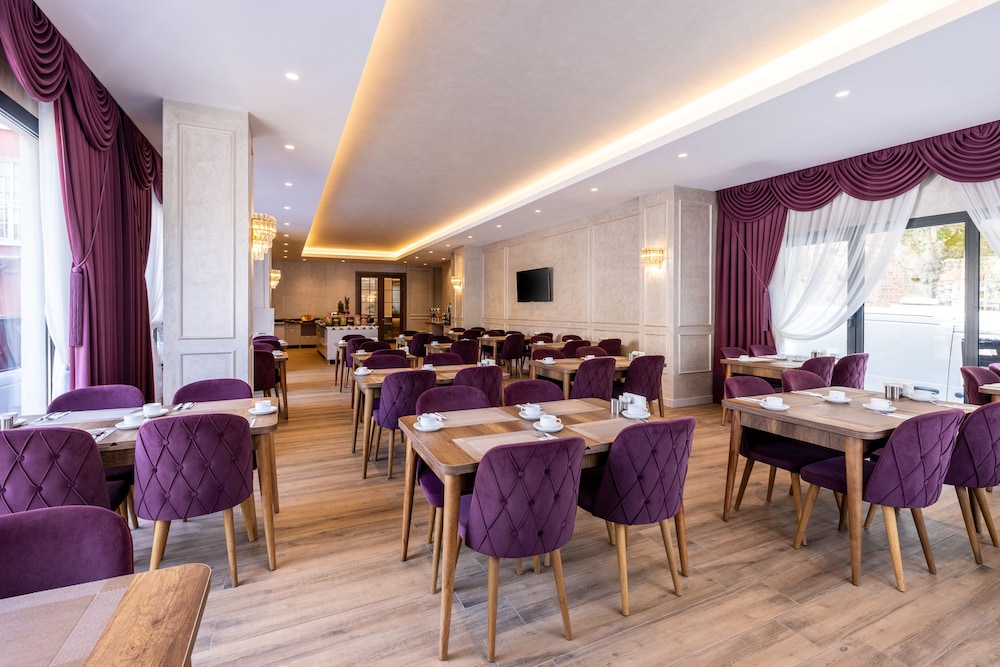 CARINA GOLD HOTEL 57/65