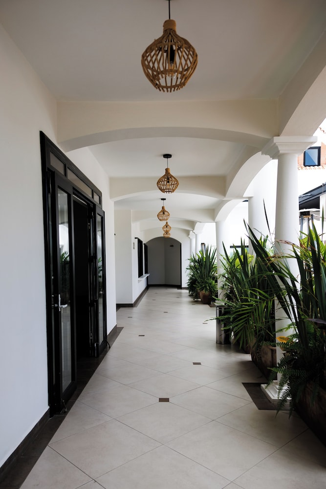 Casa Bonita Hotel and Luxury Residence 11/50