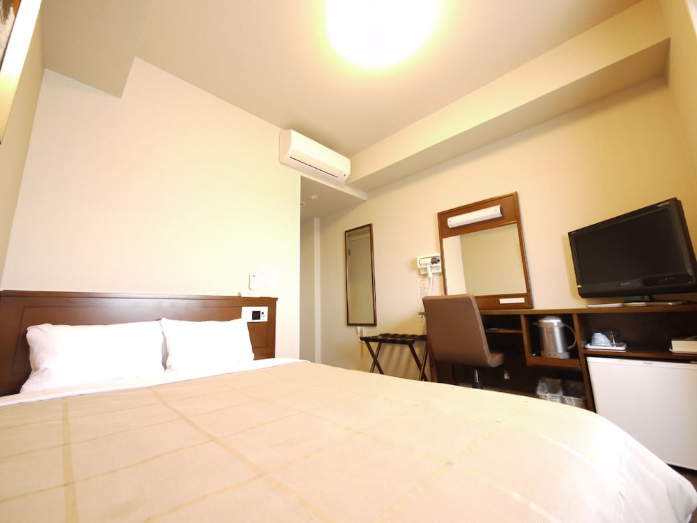 Hotel Route Inn Dai Ni Kameyama Inter 4/30