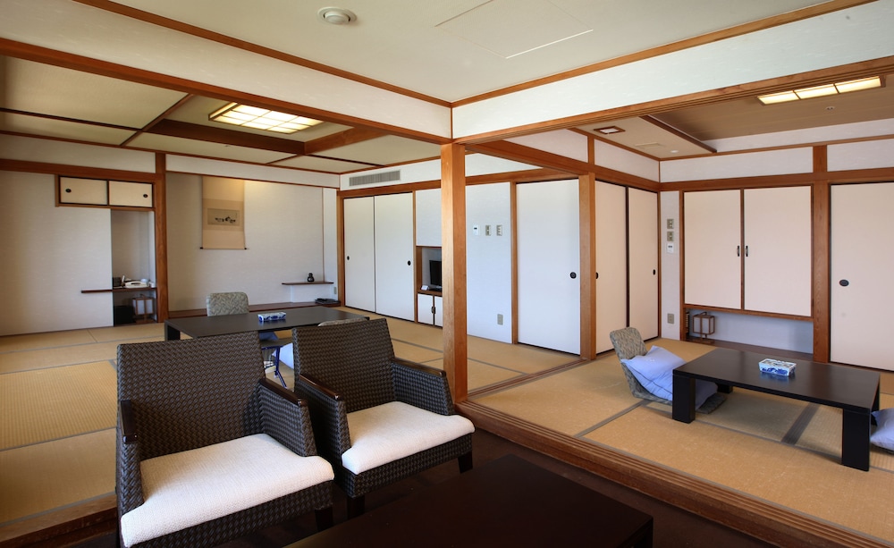 Shiraraso Grand Hotel 23/36