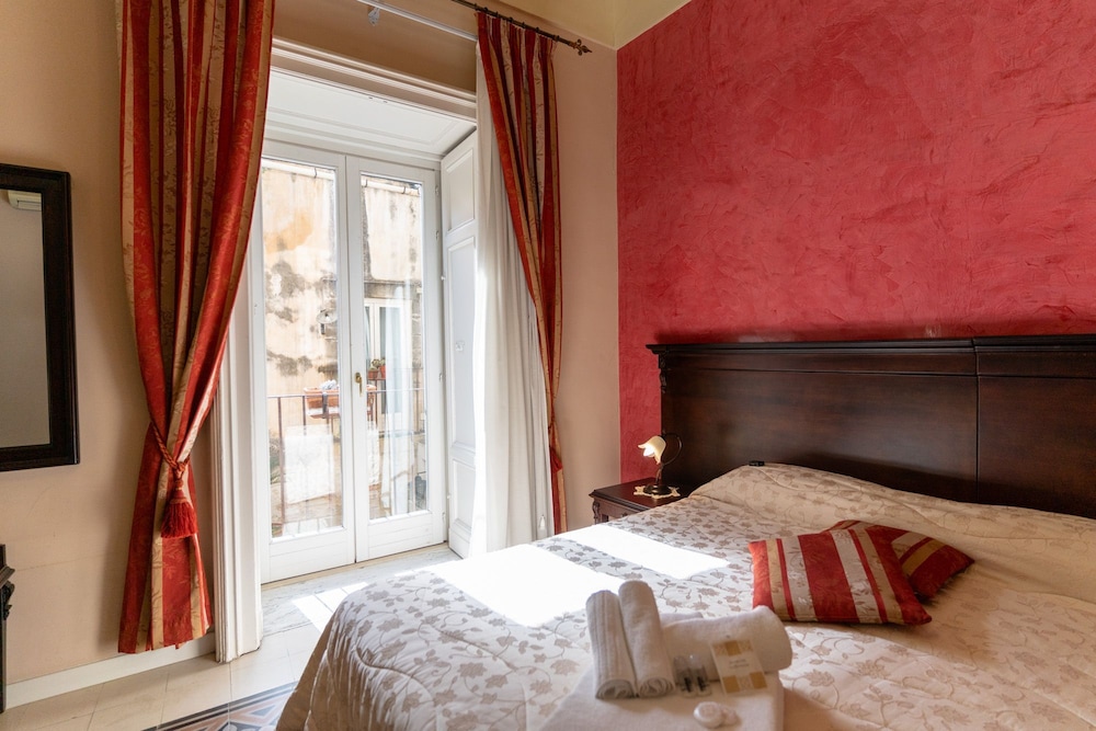PALAZZO IL CAVALIERE B&B DE CHARME 20/68