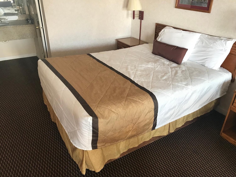 Econo Lodge Calhoun North Damascus 12/41