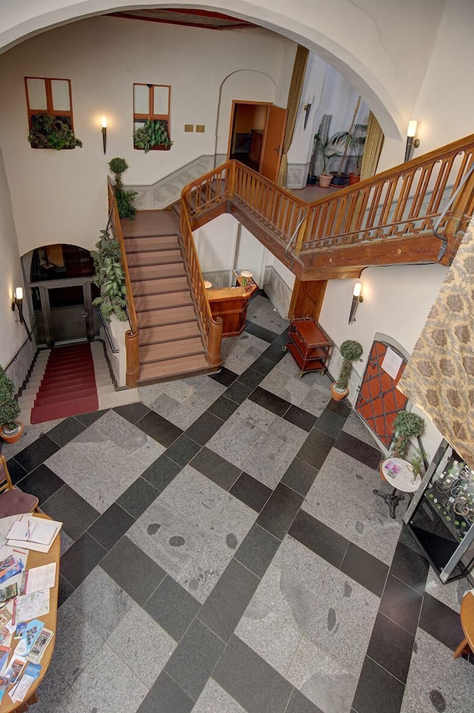 Gotikhotel Frenzelhof 12/42