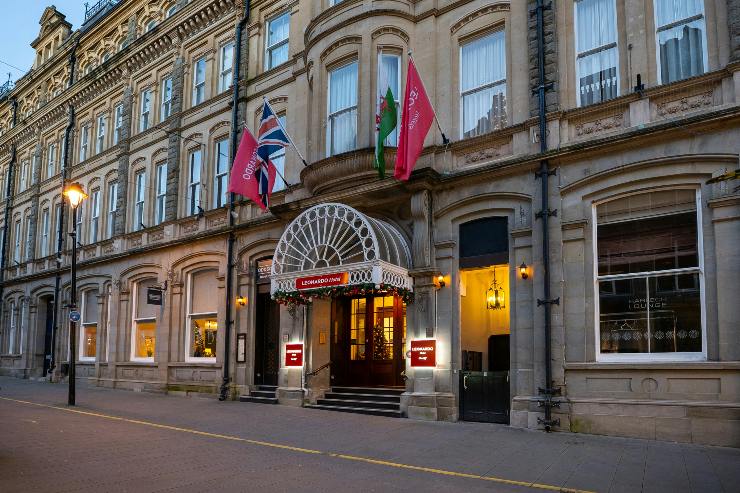 Leonardo Hotel Cardiff 77/81