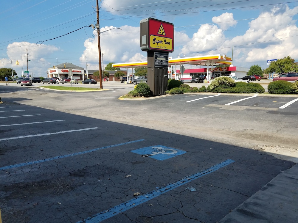 Quality Inn Newberry 21/33
