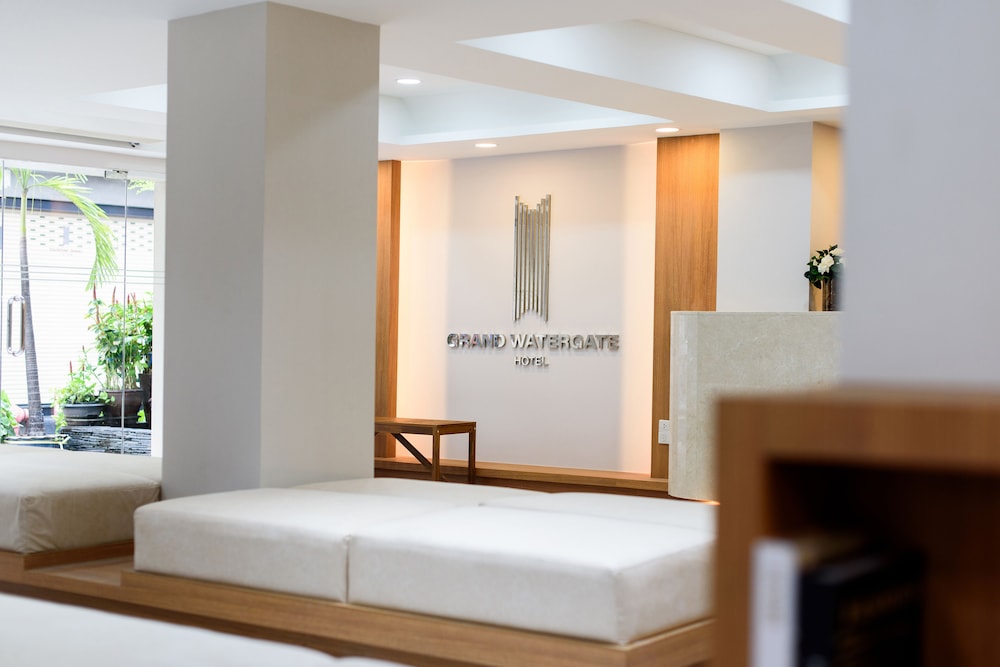 Grand Watergate Hotel 28/50