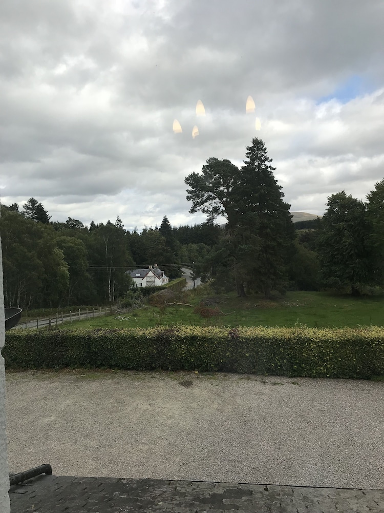 Whitebridge Hotel 35/39