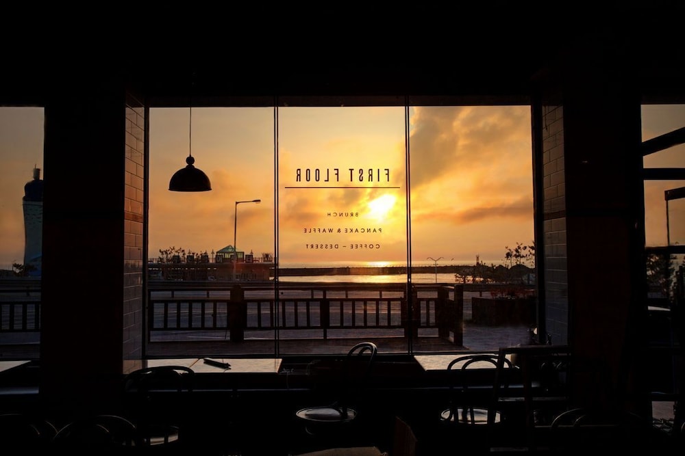 Hotel Two-Y 36/36
