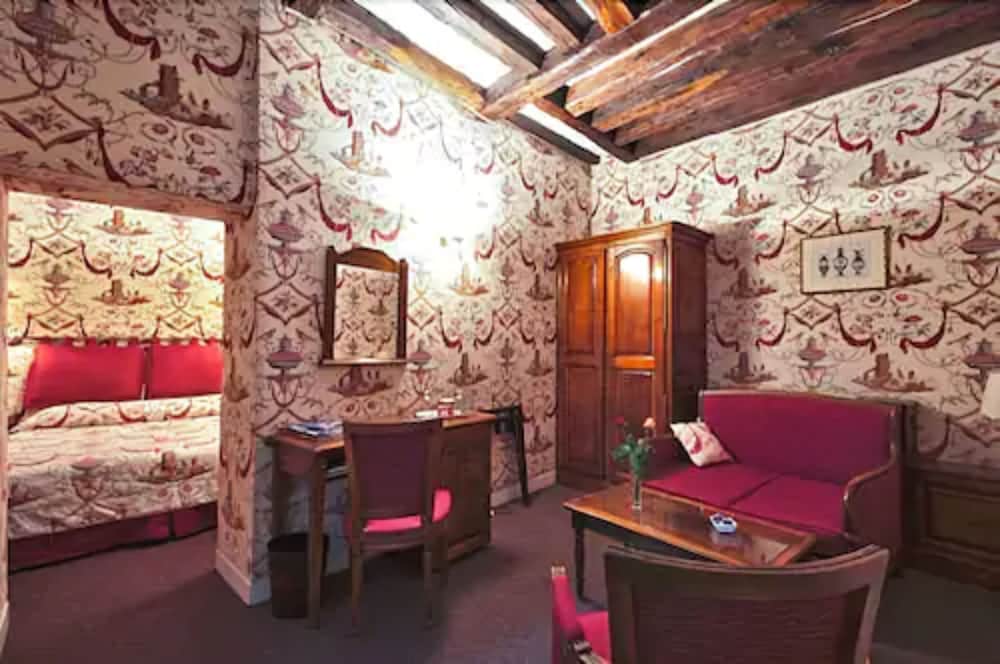 RELAIS HOTEL DU VIEUX PARIS 30/50