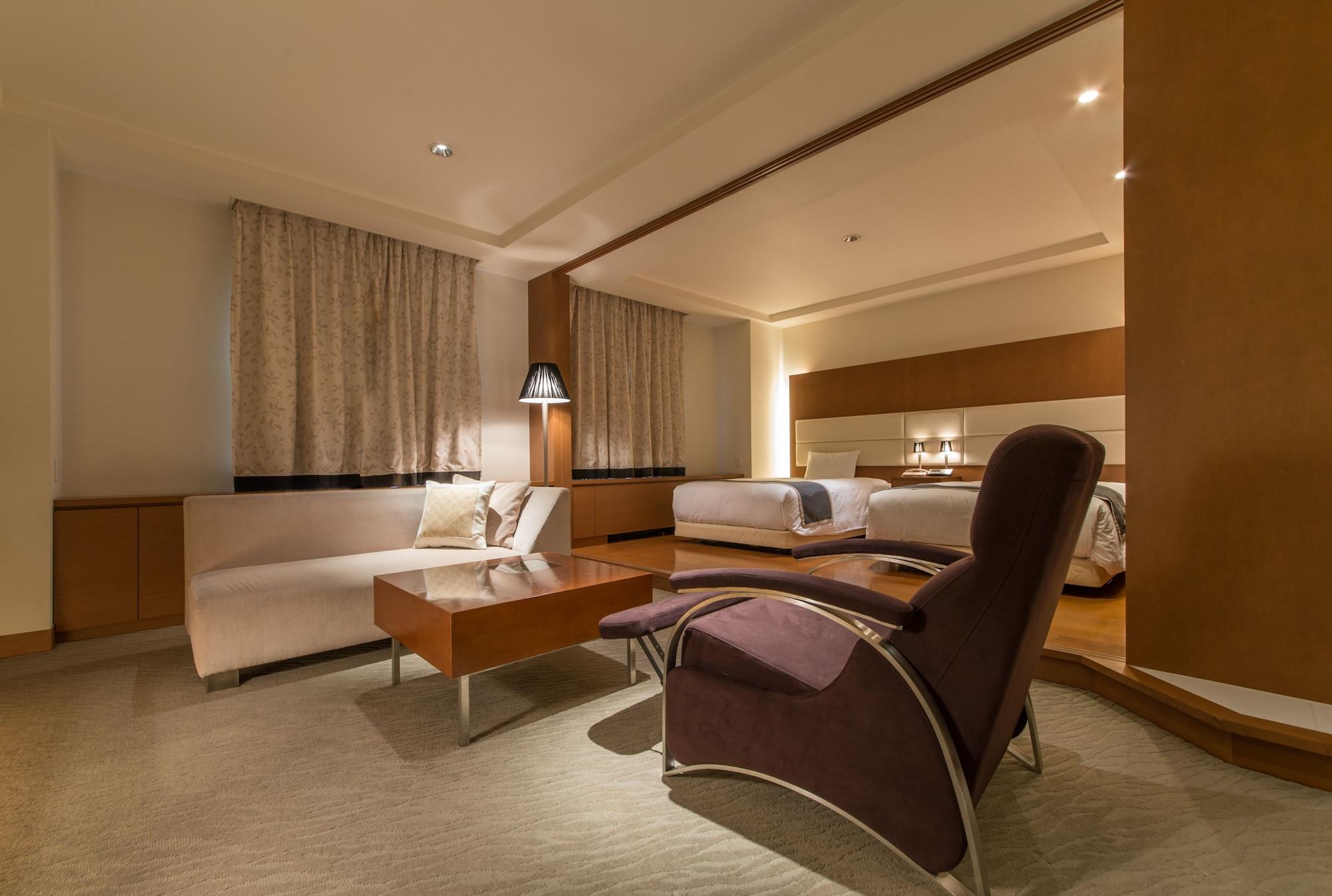 Junior Suite, Executive