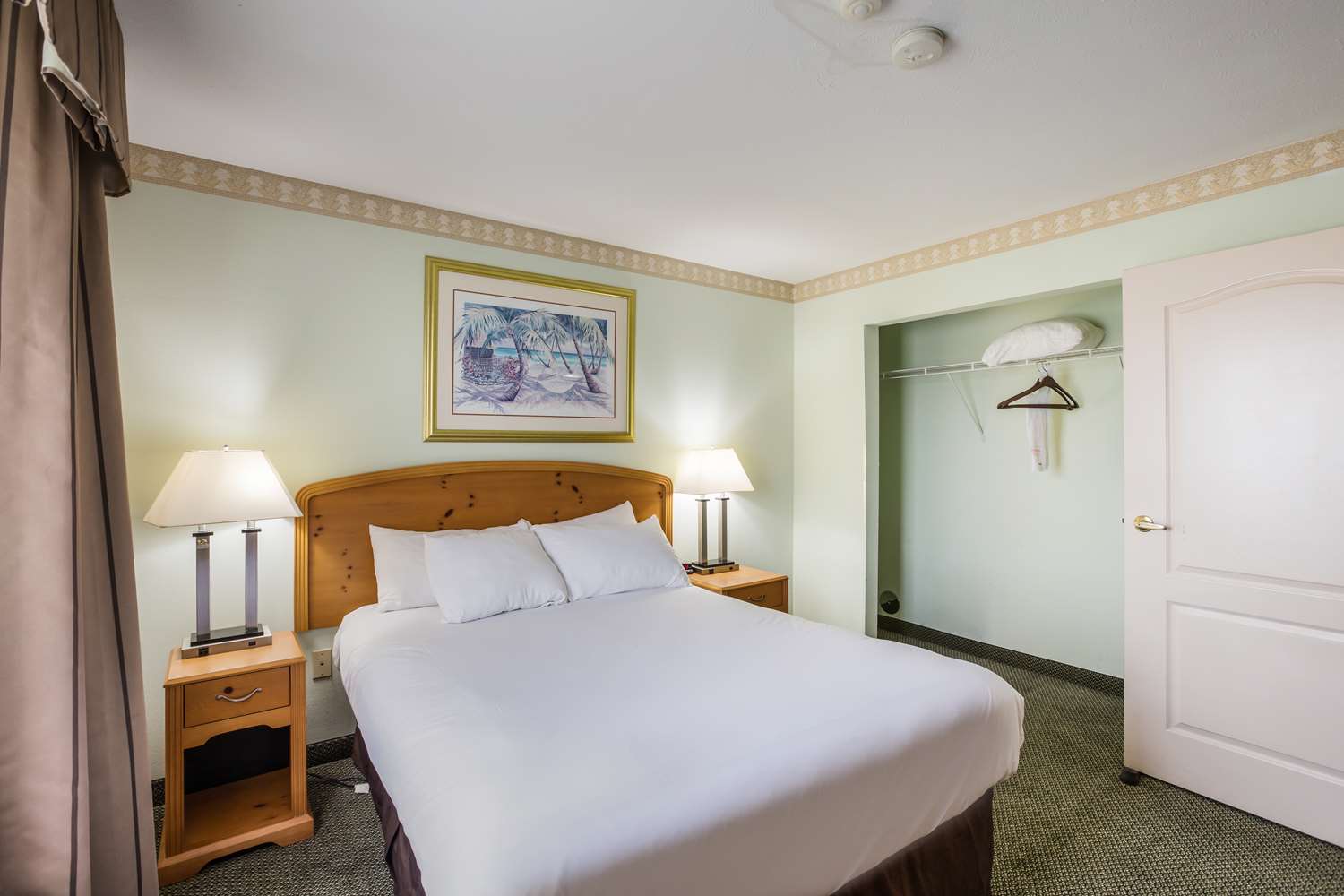 Americas Best Value Inn Suites Three Rivers 2/16