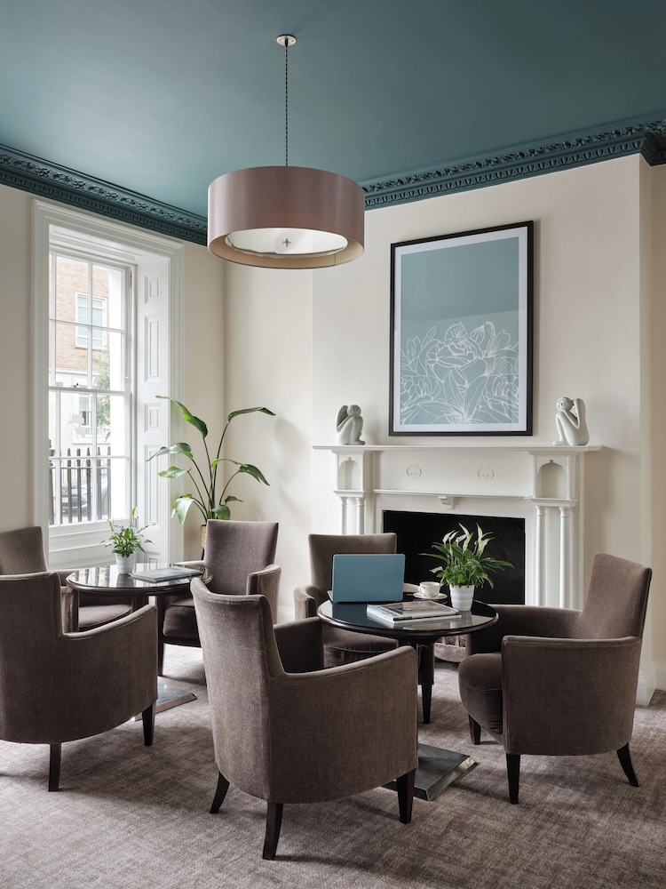 Montagu Place Hotel 31/50
