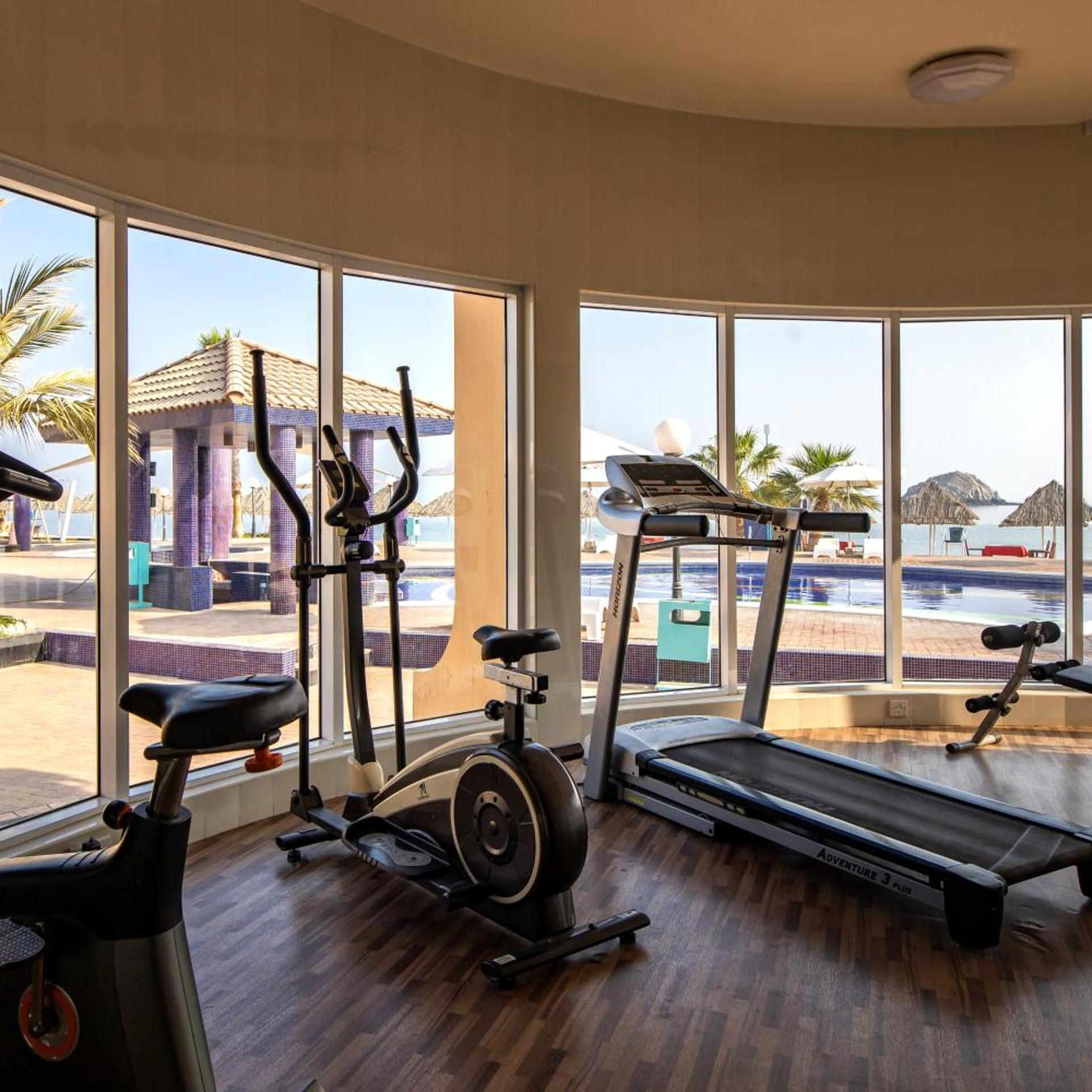 Royal Beach Hotel & Resort 26/50