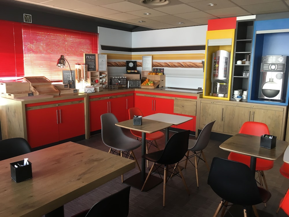 Ibis Perpignan Sud Saint Charles 39/56