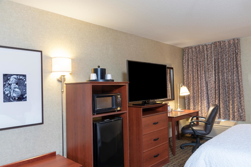 Hampton Inn & Suites Valparaiso 68/81