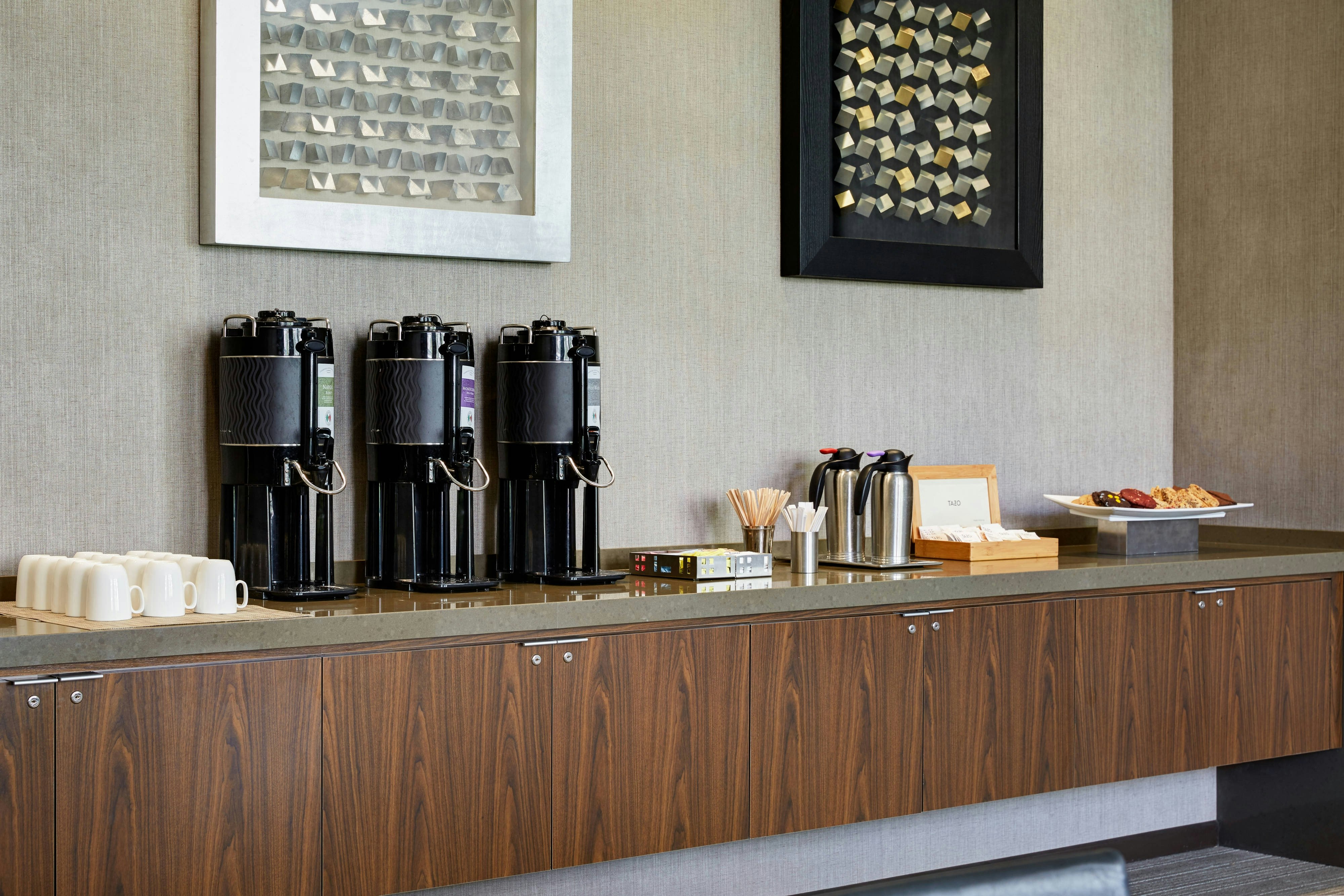 Ac Hotel By Marriott National Harbor Washington D C Area 6/36