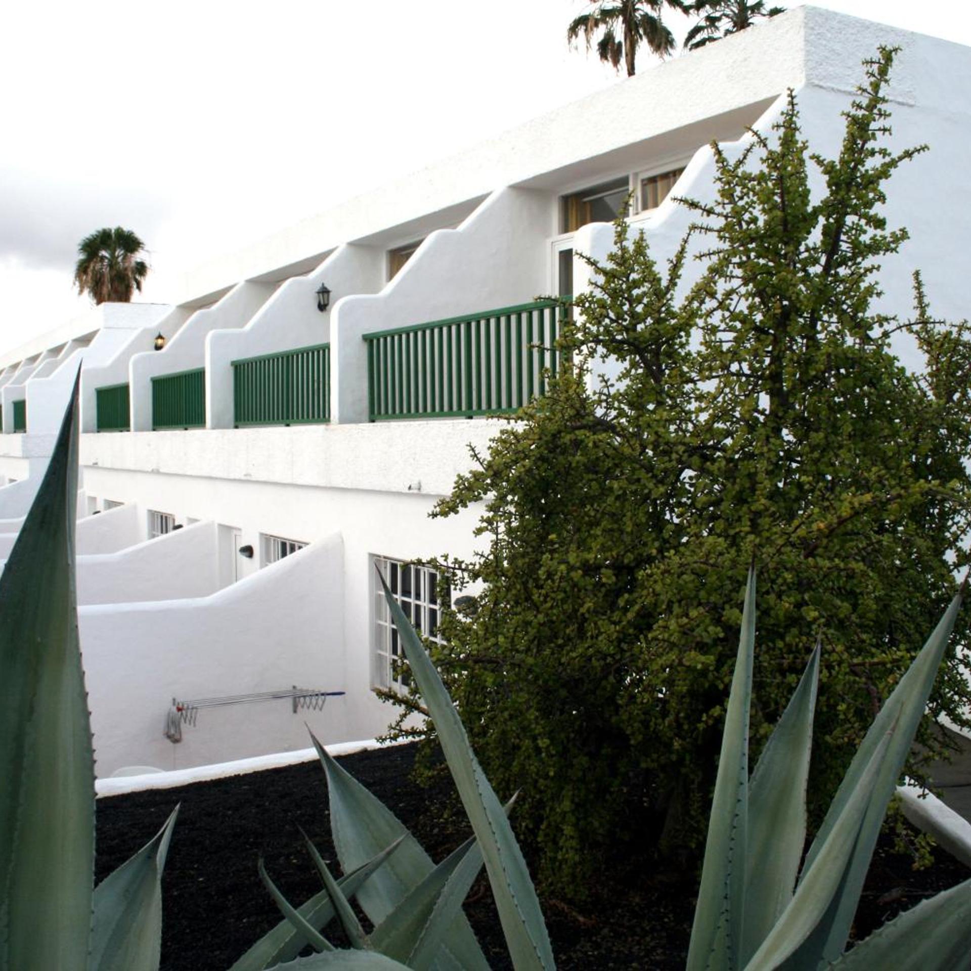 Guanarama Apartments 10/26