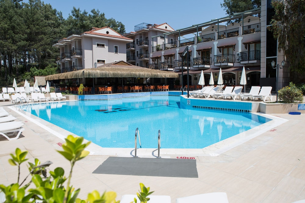 Pine Valley Hotel photo5