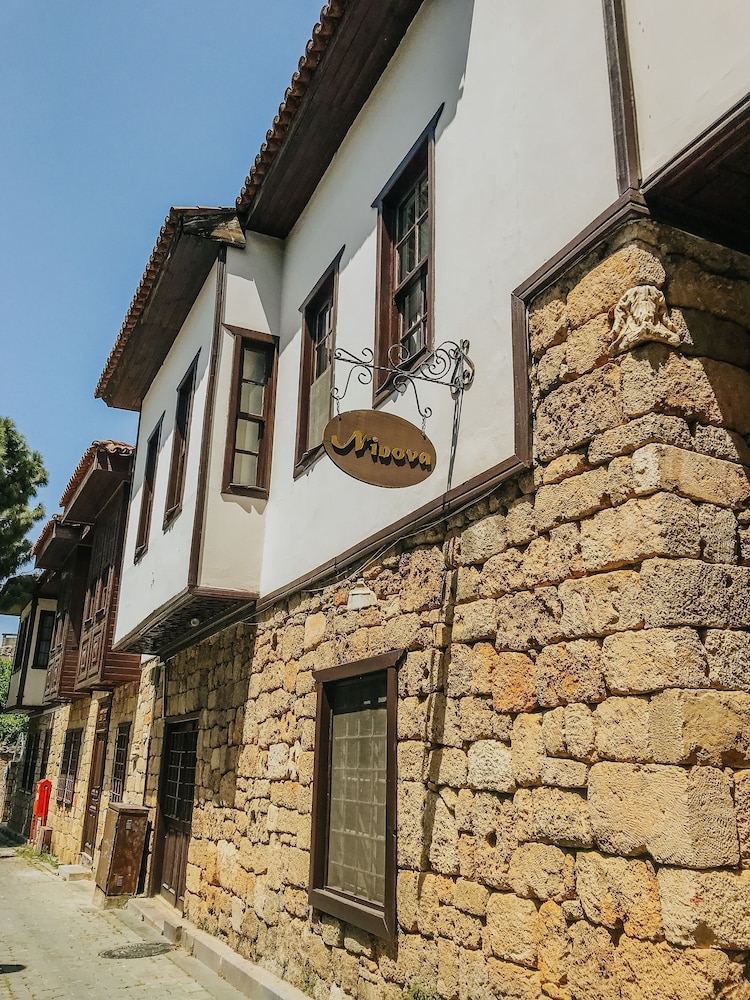 Ninova Pension酒店(Ninova Pension) 图片1
