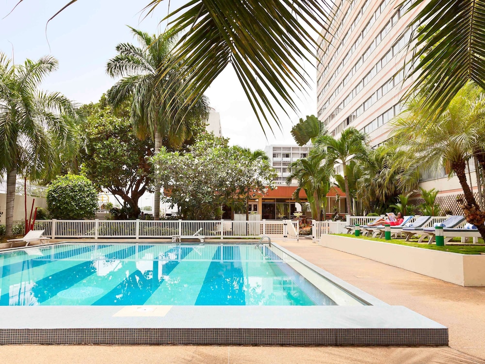Novotel Abidjan Plateau - Tap to explore photos