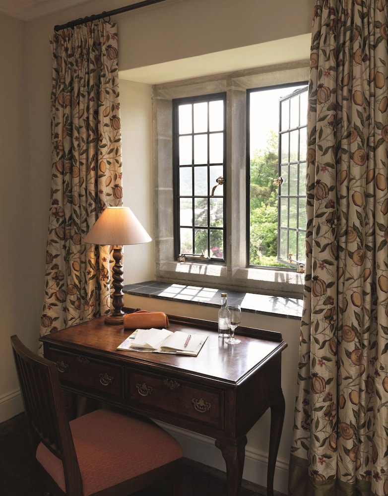 ARD NA SIDHE COUNTRY HOUSE 34/46