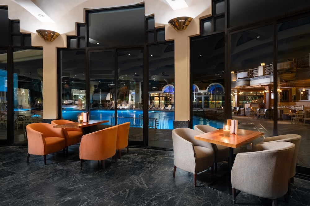 Jaz Pyramids Resort 37/50