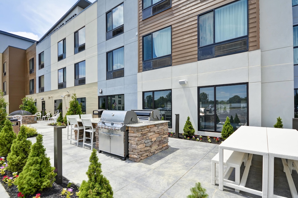 TOWNEPLACE SUITES CRANBURY SOUTH BRUNSWICK 5/50