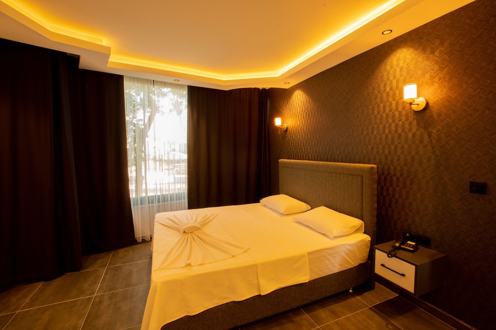 Hotel Rolli 5/23