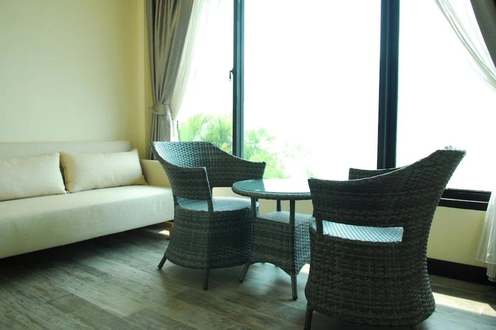 Monsane River Kwai Resort 48/75