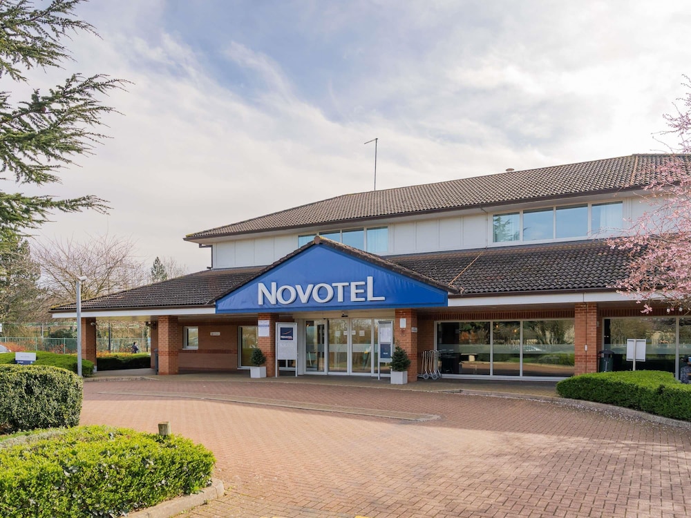 NOVOTEL MILTON KEYNES 5/74