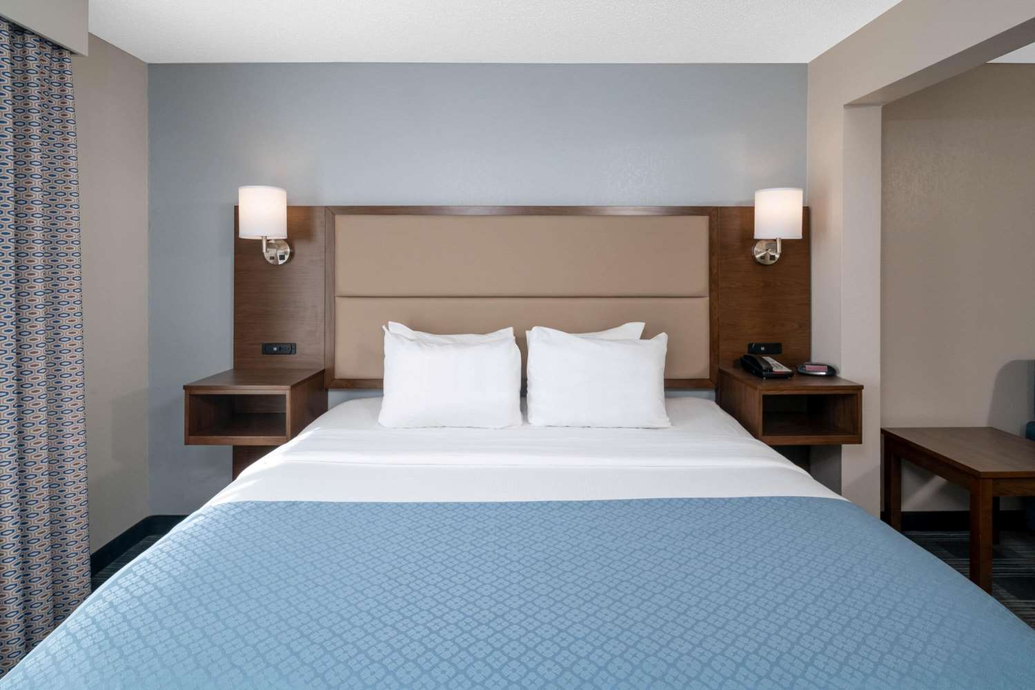Holiday Inn Express Mobile I-65, an IHG Hotel 11/41