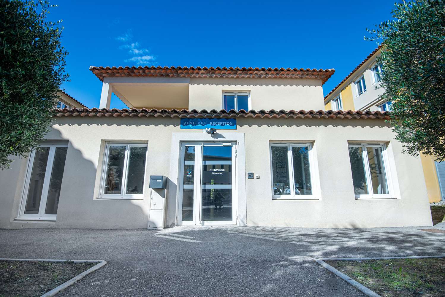 Comfort Aparthotel Aix Le Tholonet 1/4