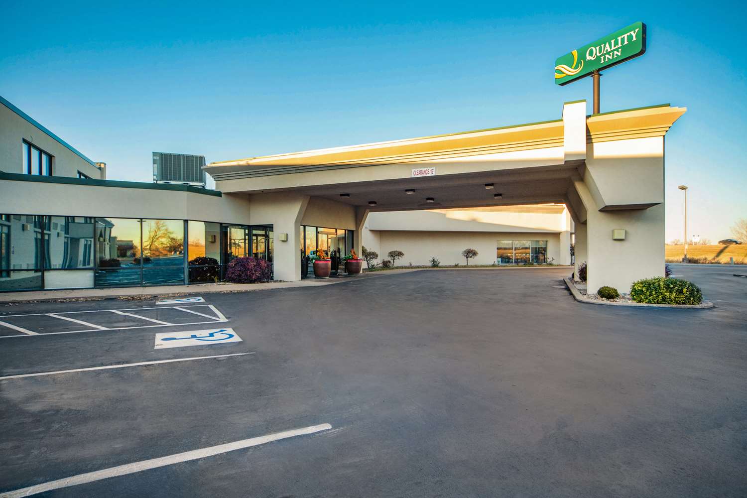 Quality Inn and Conference Center I-80 Grand Island 55/58