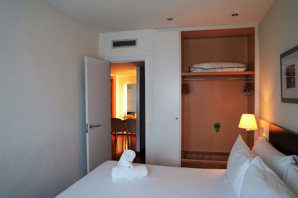 ROOM, DOUBLE BED, XL