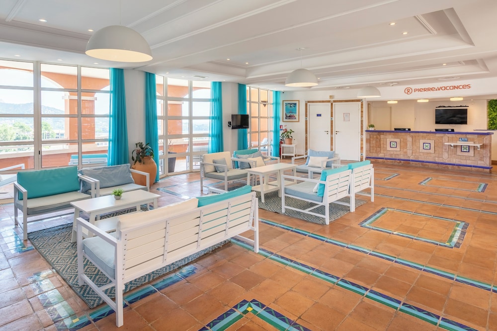 Hotel de L Esterel 30/50