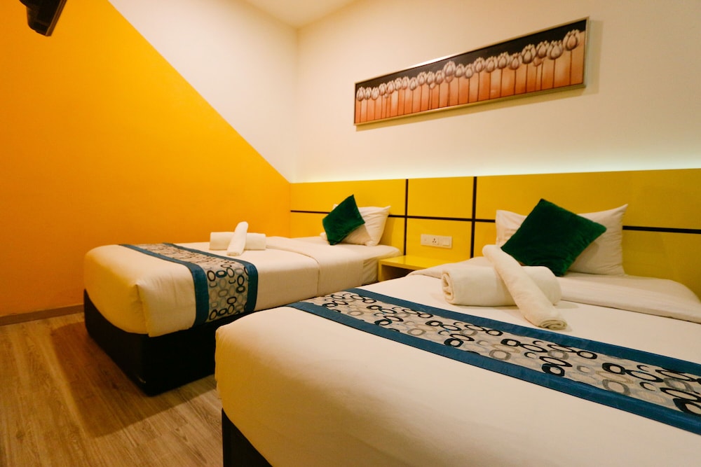 Swing & Pillows at Golden Roof Hotel Sunway Ipoh 15/33