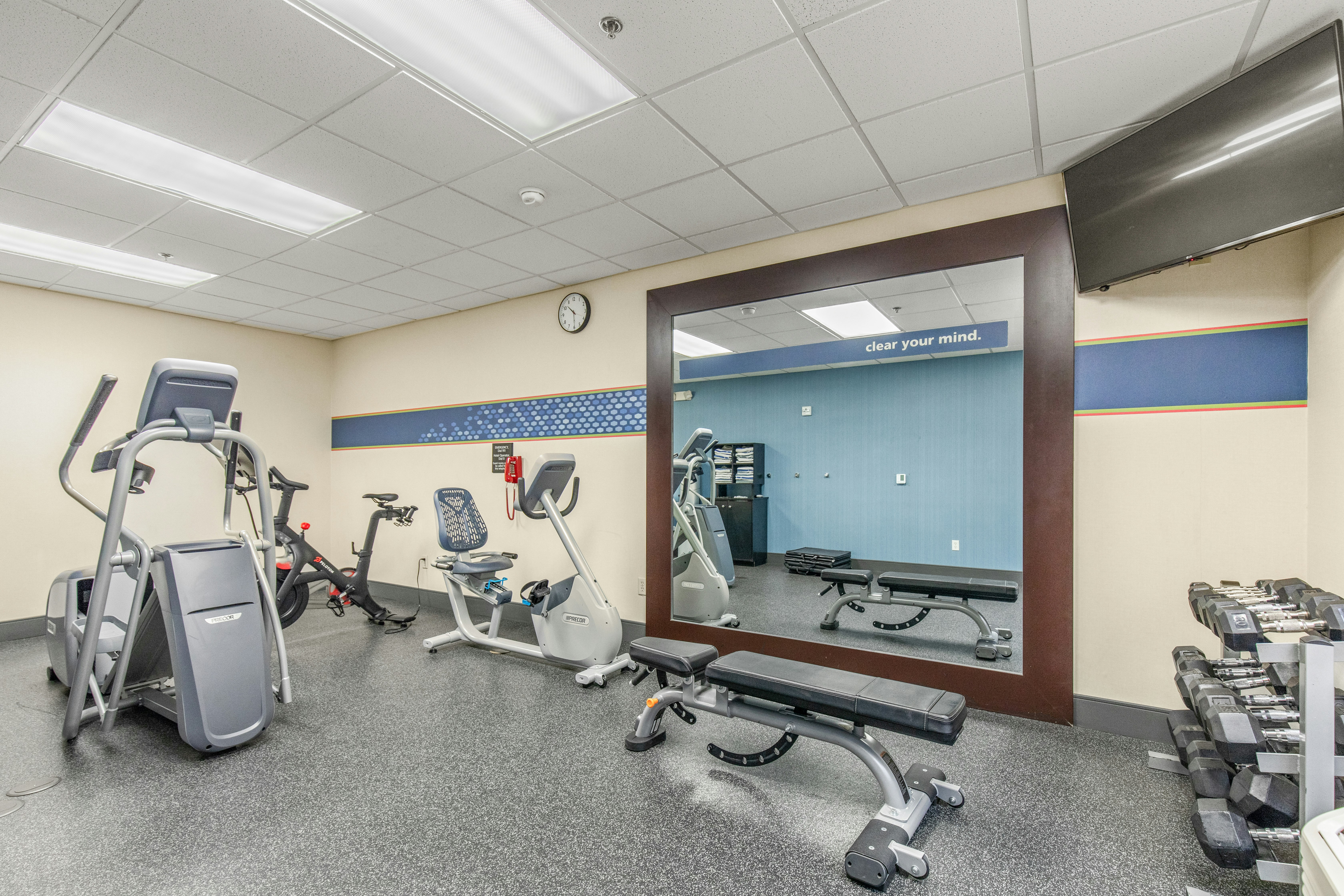 Hampton Inn Denver Northeast Brighton 26/46