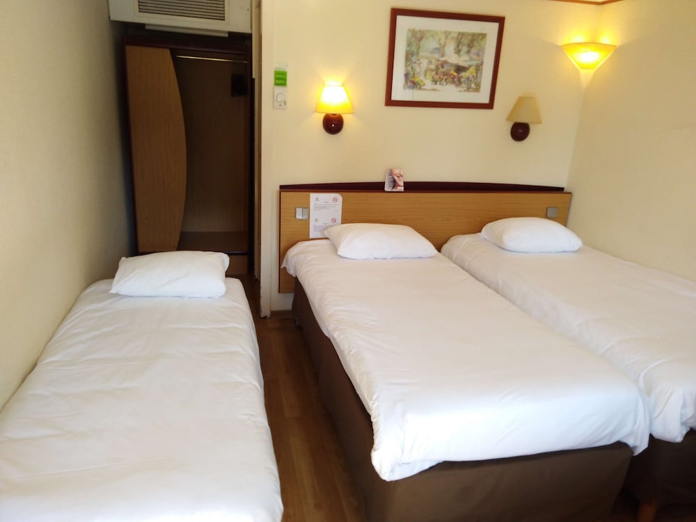 Kyriad Direct Marseille Ouest Martigues 12/55