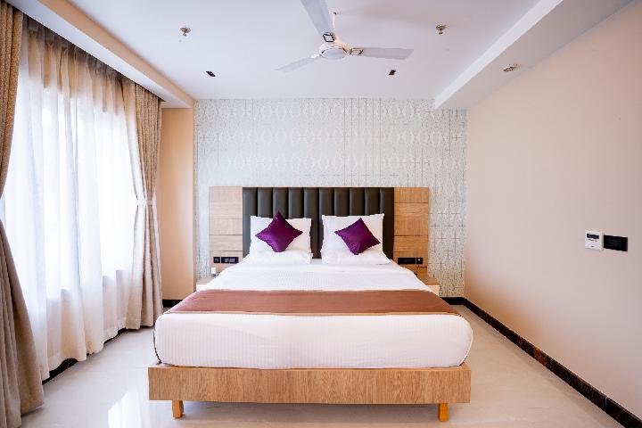 Suite, Living Area