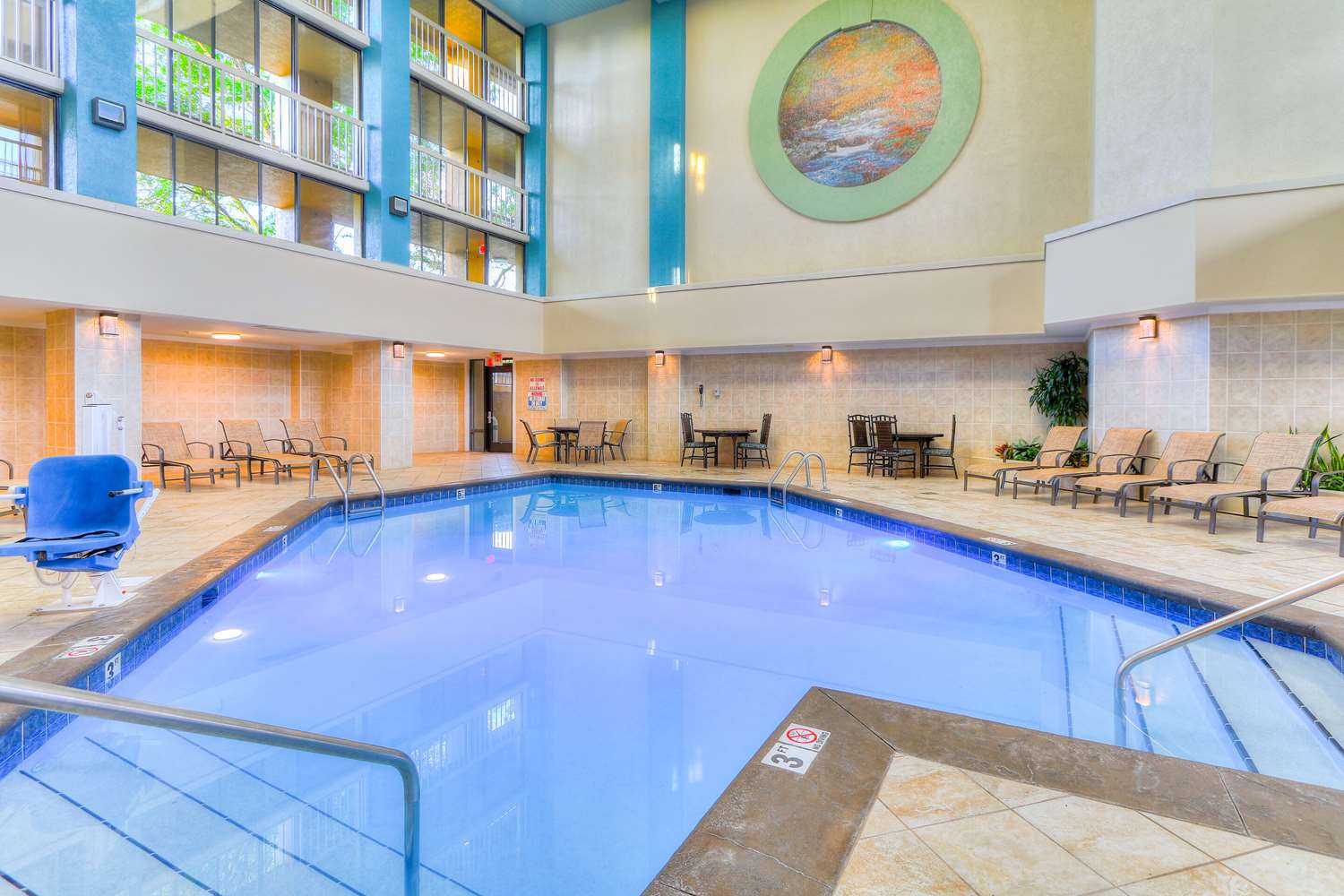 Quality Inn Near The Island Pigeon Forge 40/58