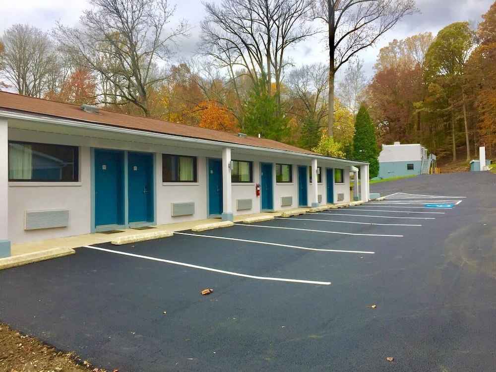 Hillside Motel Glen Mills 21/24