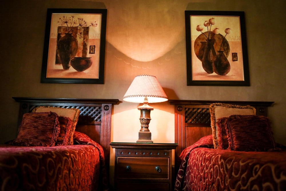 Scotts Manor 22/47