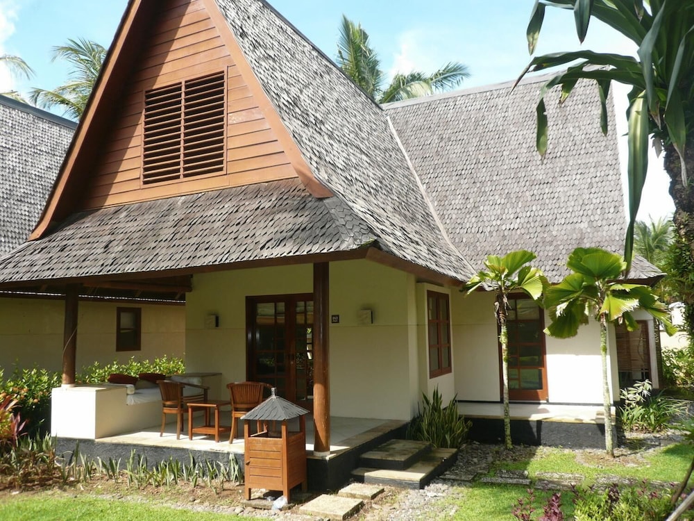 Tanjung Lesung Beach Hotel 2/50