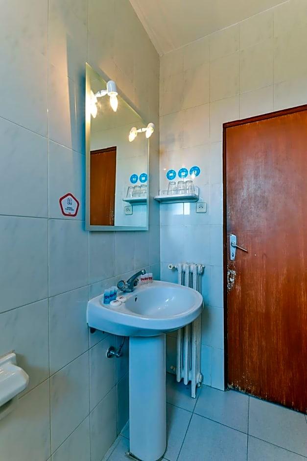 Oyo Hotel Mavi 45/47