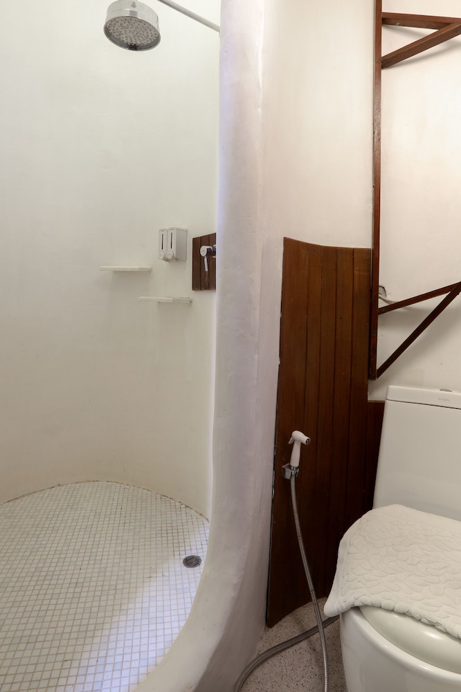 Mo Rooms 46/50